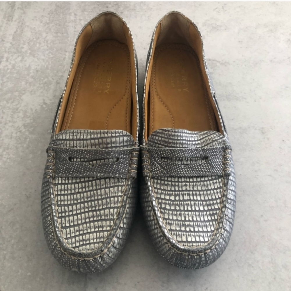 Sperry Topsider Gold Cup Silver Penny Loafer
